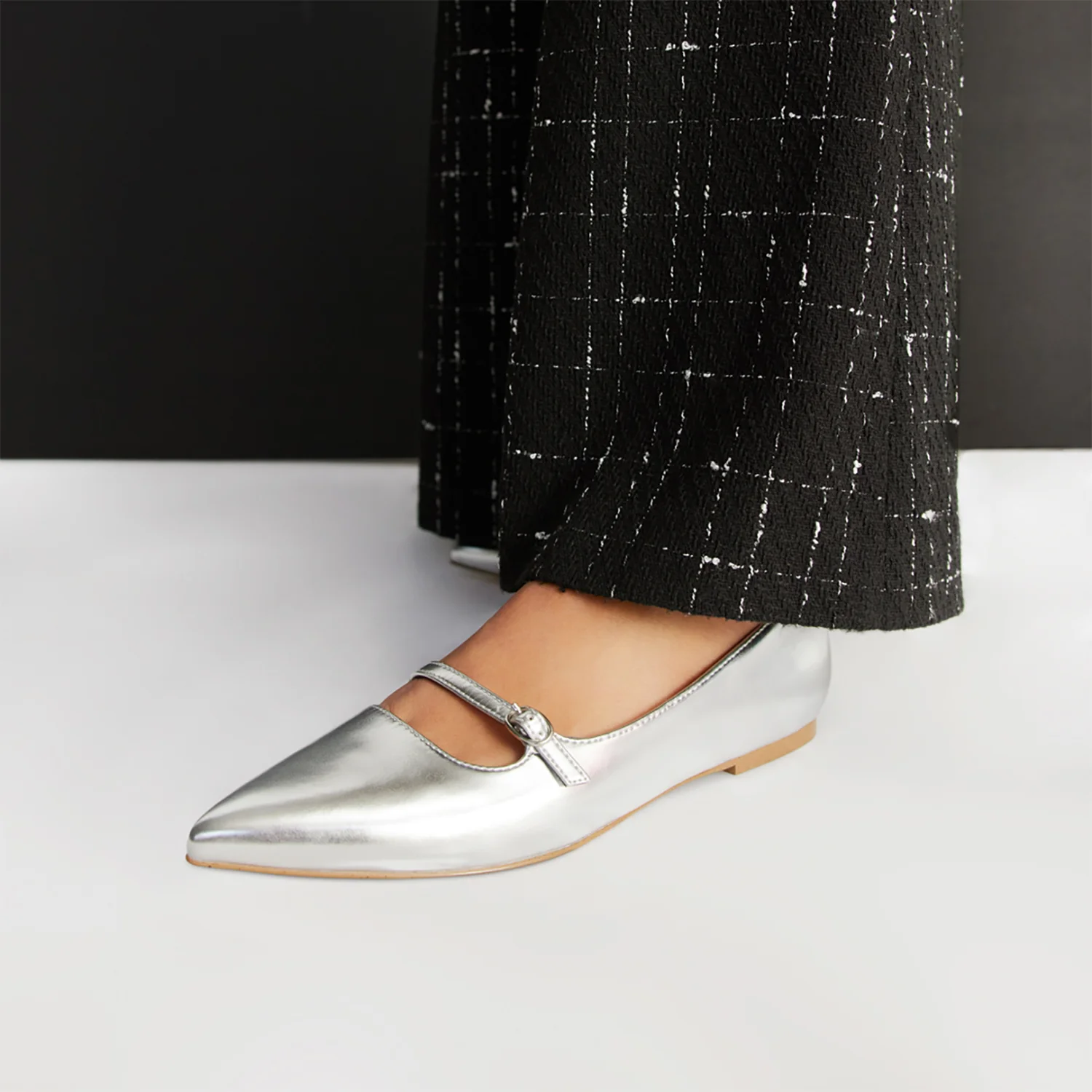 YOUSE FLATS - Image 6
