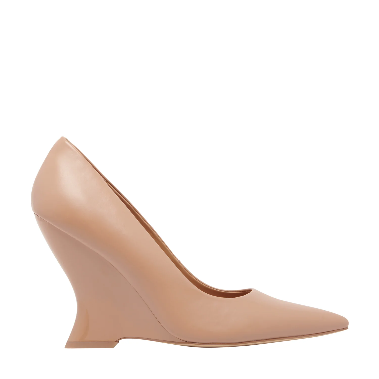 EAAVA PUMPS
